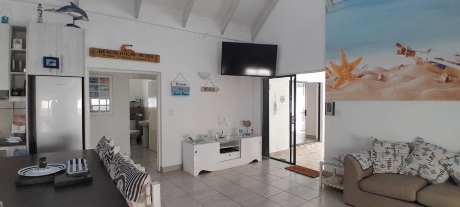 2 Bedroom Property for Sale in Britannia Bay Western Cape